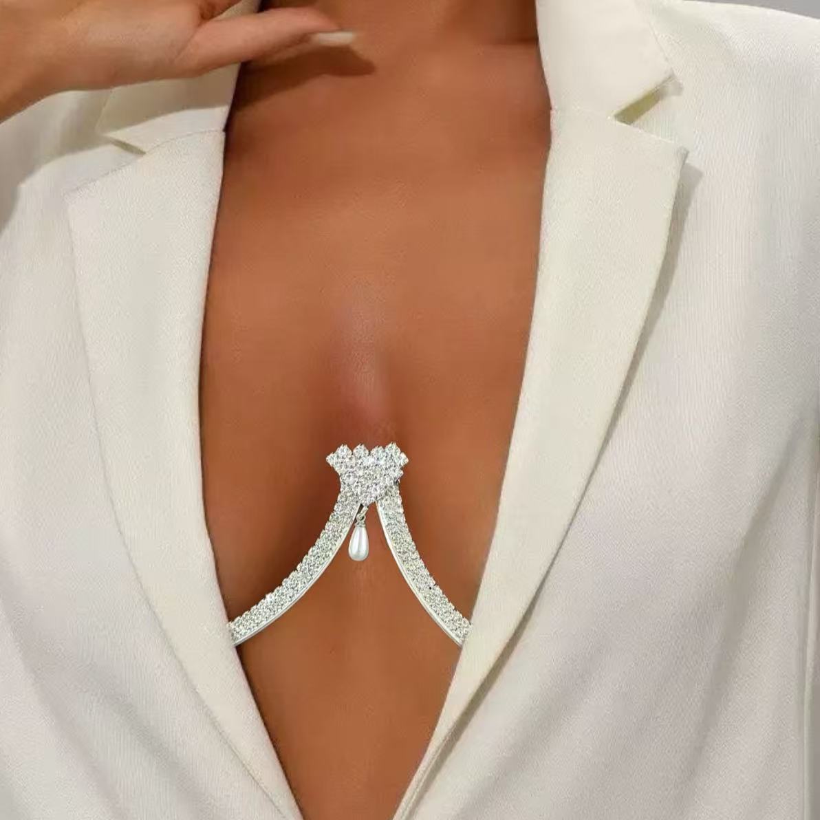 Women's chest support pearl pe - Body Jewelry Necklace review and price